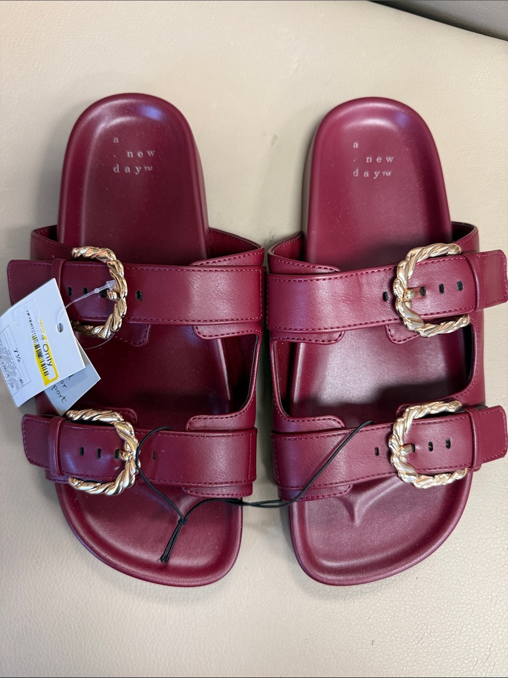 A New Day - Women’s Koda Sandals with Memory Foam Insole size 7.5